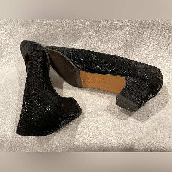 2 pairs Salvatore Ferragamo 9 AAAA Black Heeled Shoes - Picture 9 of 13